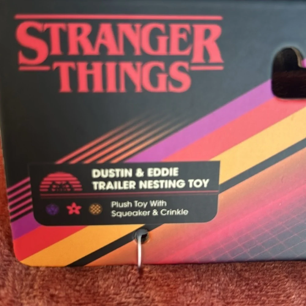 NWT Stranger Things Dustin & Eddie Trailer Nesting Dog Toy